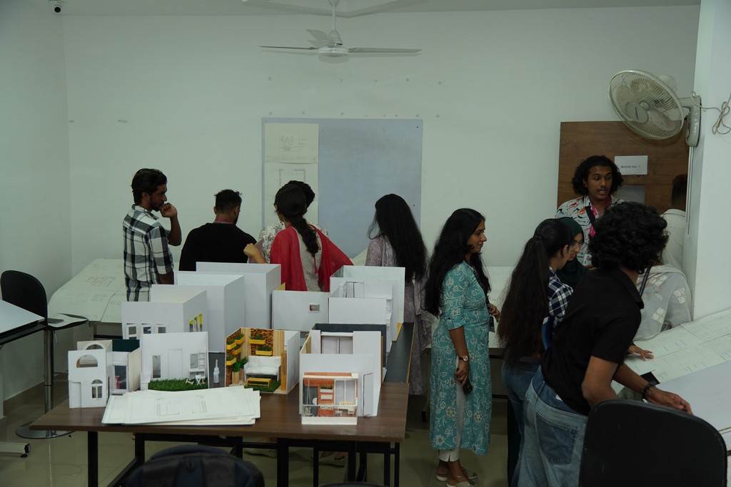 Open House Jury for Interiors & Fashion Design Aspirants Academy of Design and Management ()